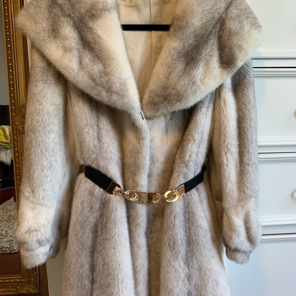 100% luxury high quality Real female mink coat - Picture 3 of 10